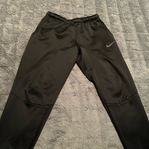 Mens MEDIUM Nike dri-fit joggers